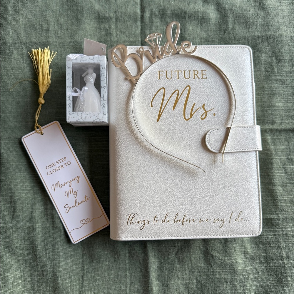 White & Gold Wedding Planner Bundle | Bride Engagement Gift Set - Picture 1 of 13
